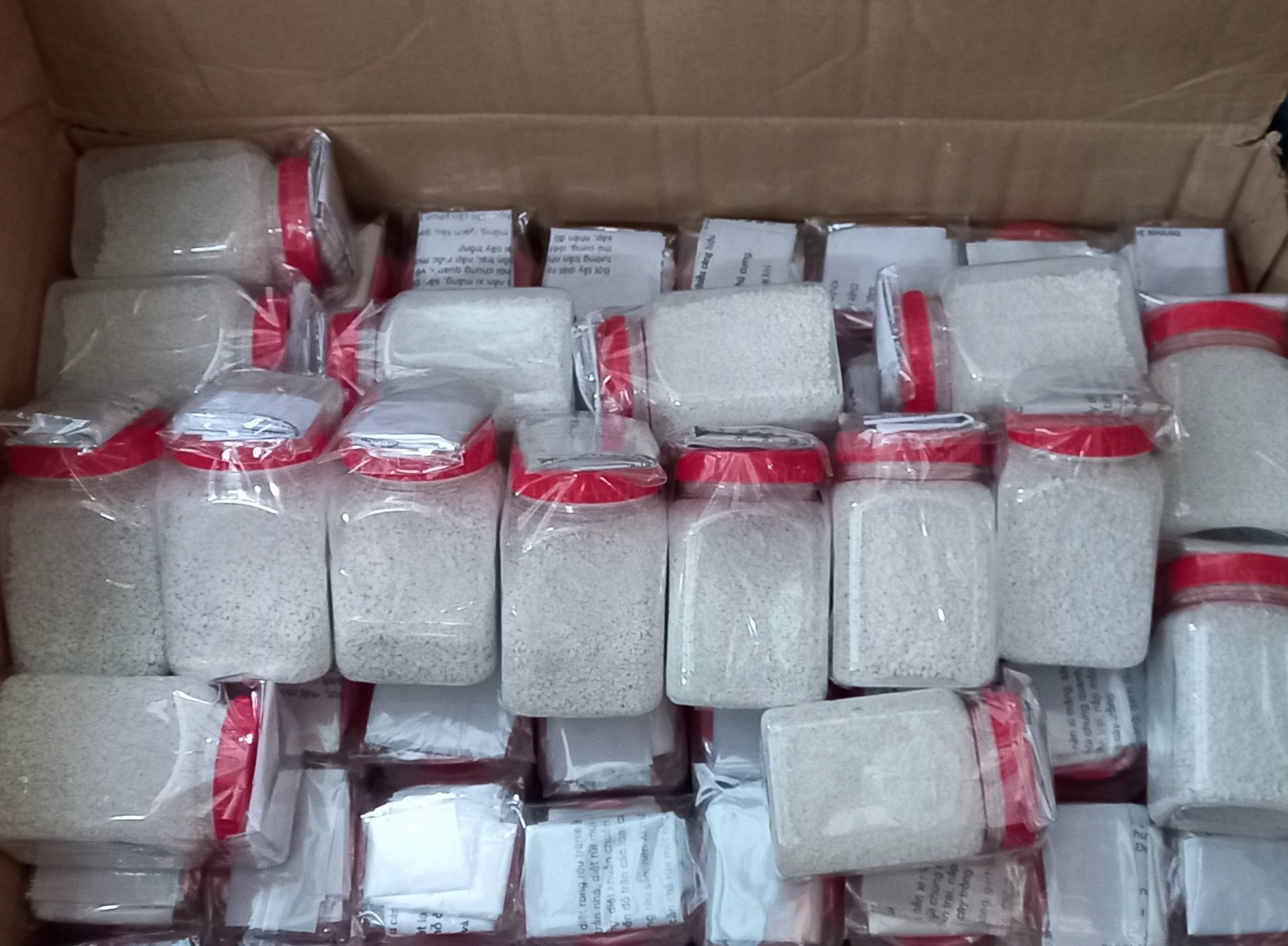 [500g] Cloramin B 25% Bột tẩy diệt rong rêu trên nền xi măng diệt rùi mũi vệ sinh nơi ở thú cưng, diệt khuẩn chuồn trại, nấp mốc muội đen, rệp sáp, nhện đỏ trên các loại cây trồng
