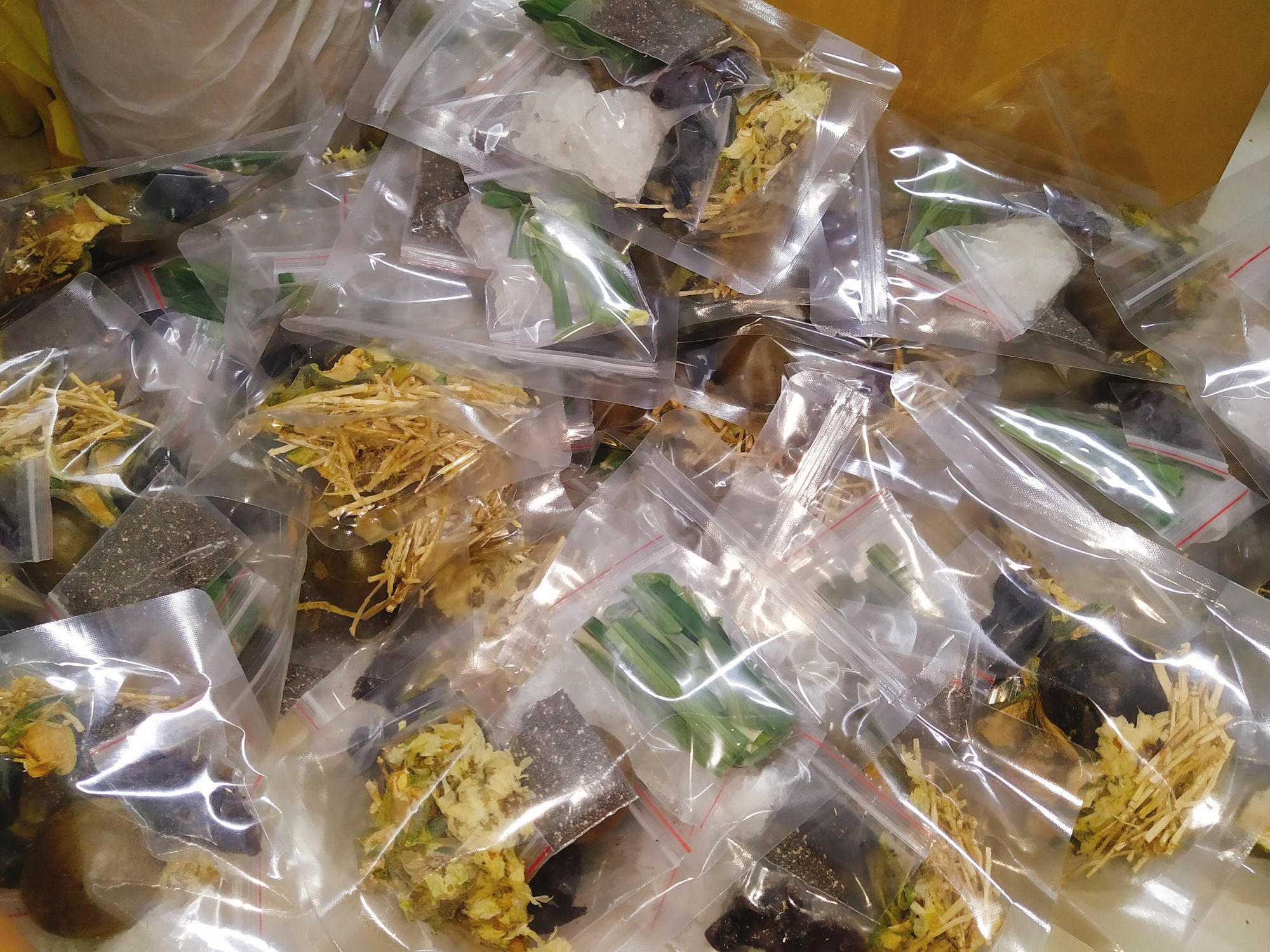 [HCM]Set nấu sâm bí đao hạt chia bông cúc [ 8 vị thanh mát ]
