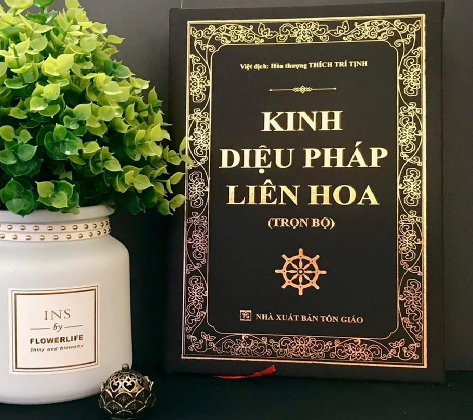 Sách hay diệu pháp liên hoa – ht thích trí tịnh