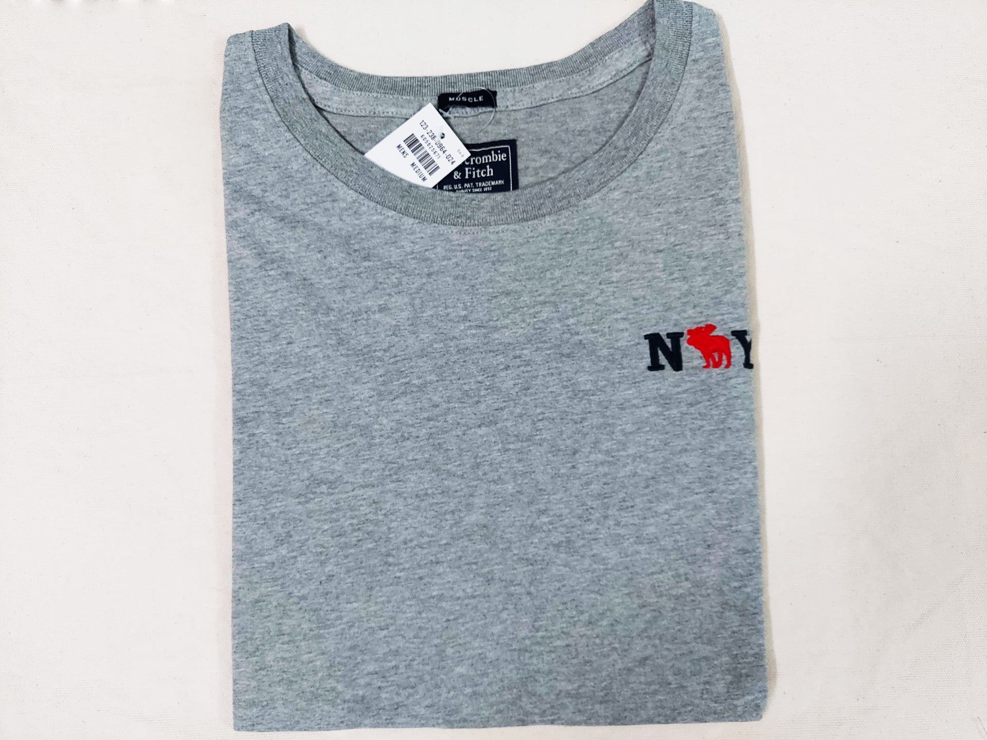 Áo thun Abercrombie NY Gray