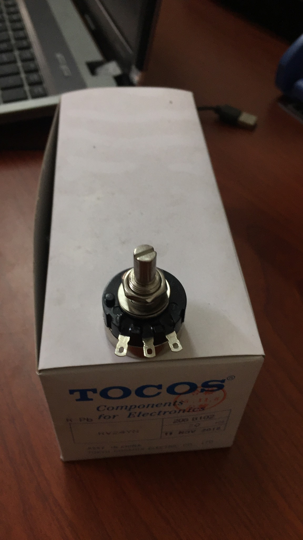 Biến trở tocos Biến trở xoay Chiết áp tocos B103,B102,B104,B202,B203