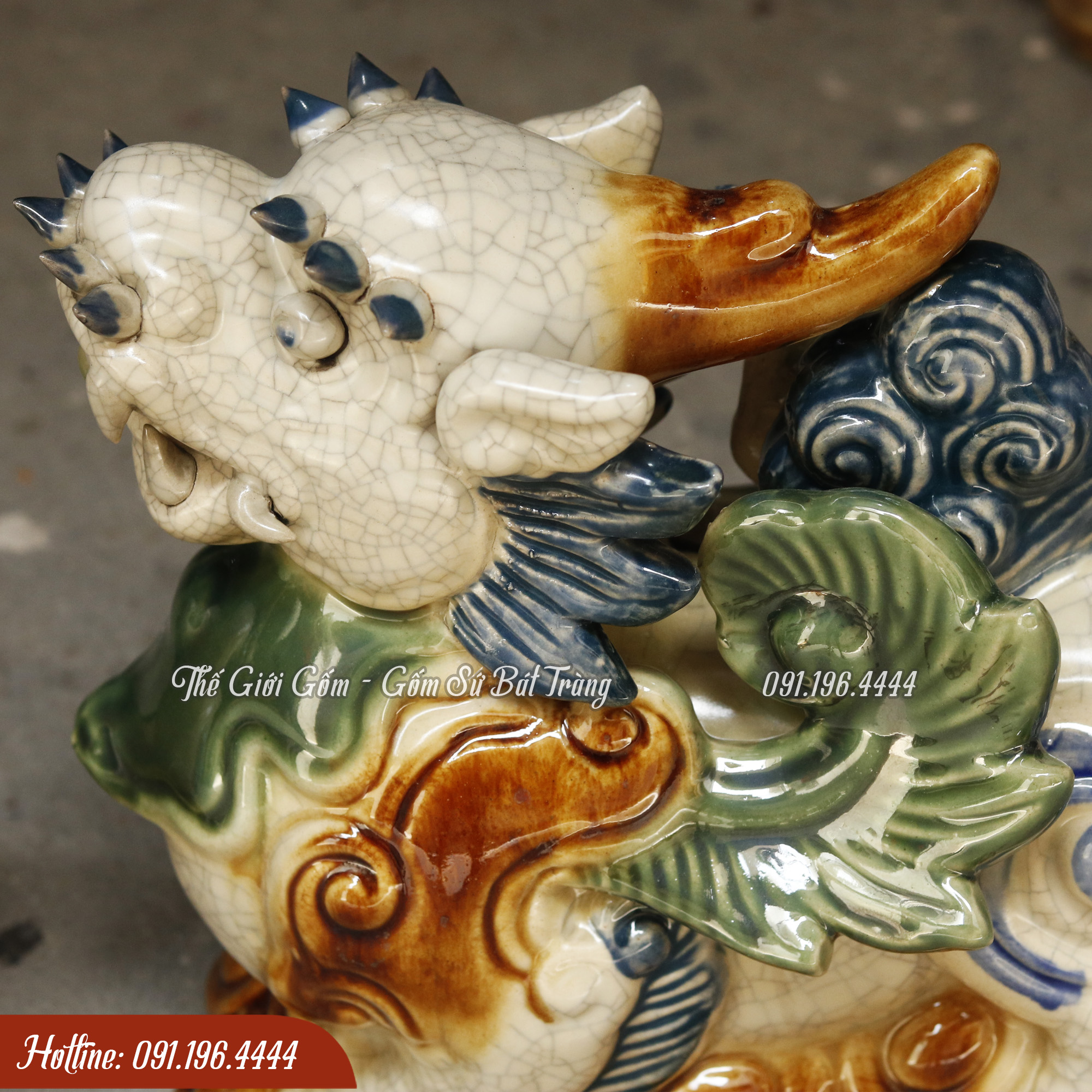 Tỳ Hưu gốm sứ Bát Tràng men rạn đắp nổi thủ công