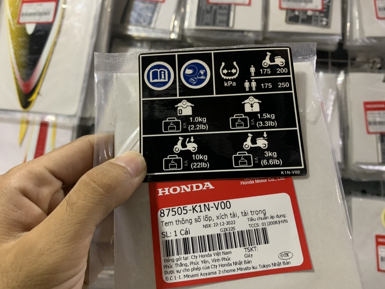 Tem thông số lốp SH Mode 20 , 21 Led zin ( 1 miếng )