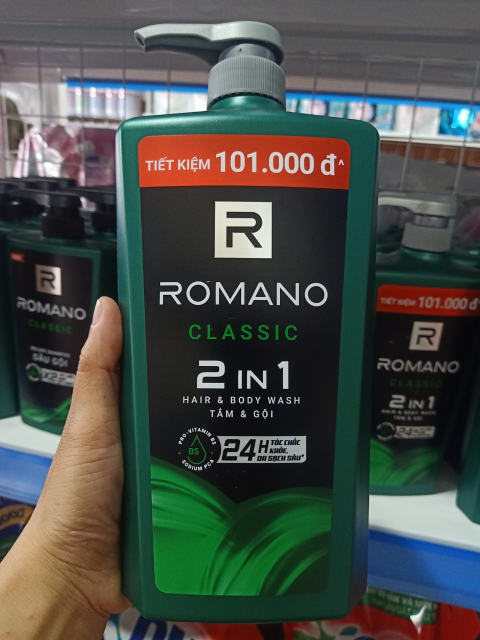 TẮM GỘI 2IN1 ROMANO 900ML CLASSIC