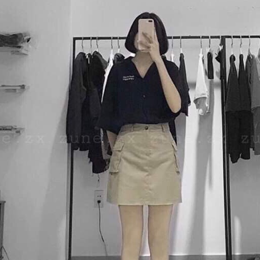 Chân váy kaki mềm phối 2 túi hộp cá tính
