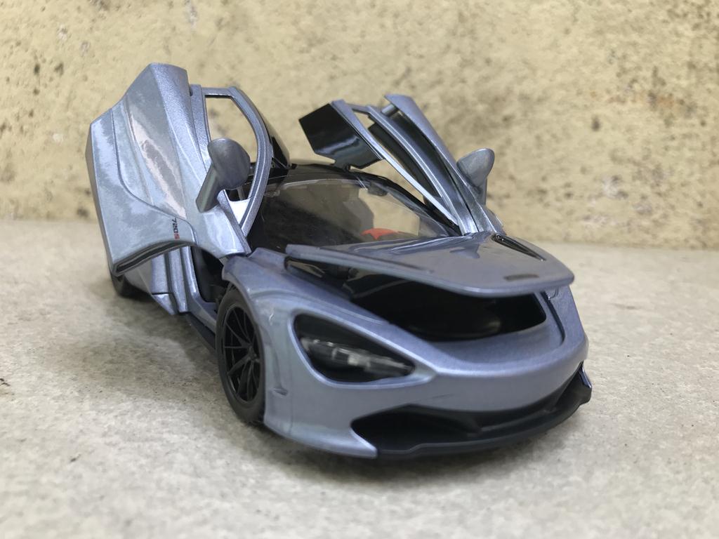 [HCM]Mô hình xe ô tô Mclaren 720S Spider - 1:32