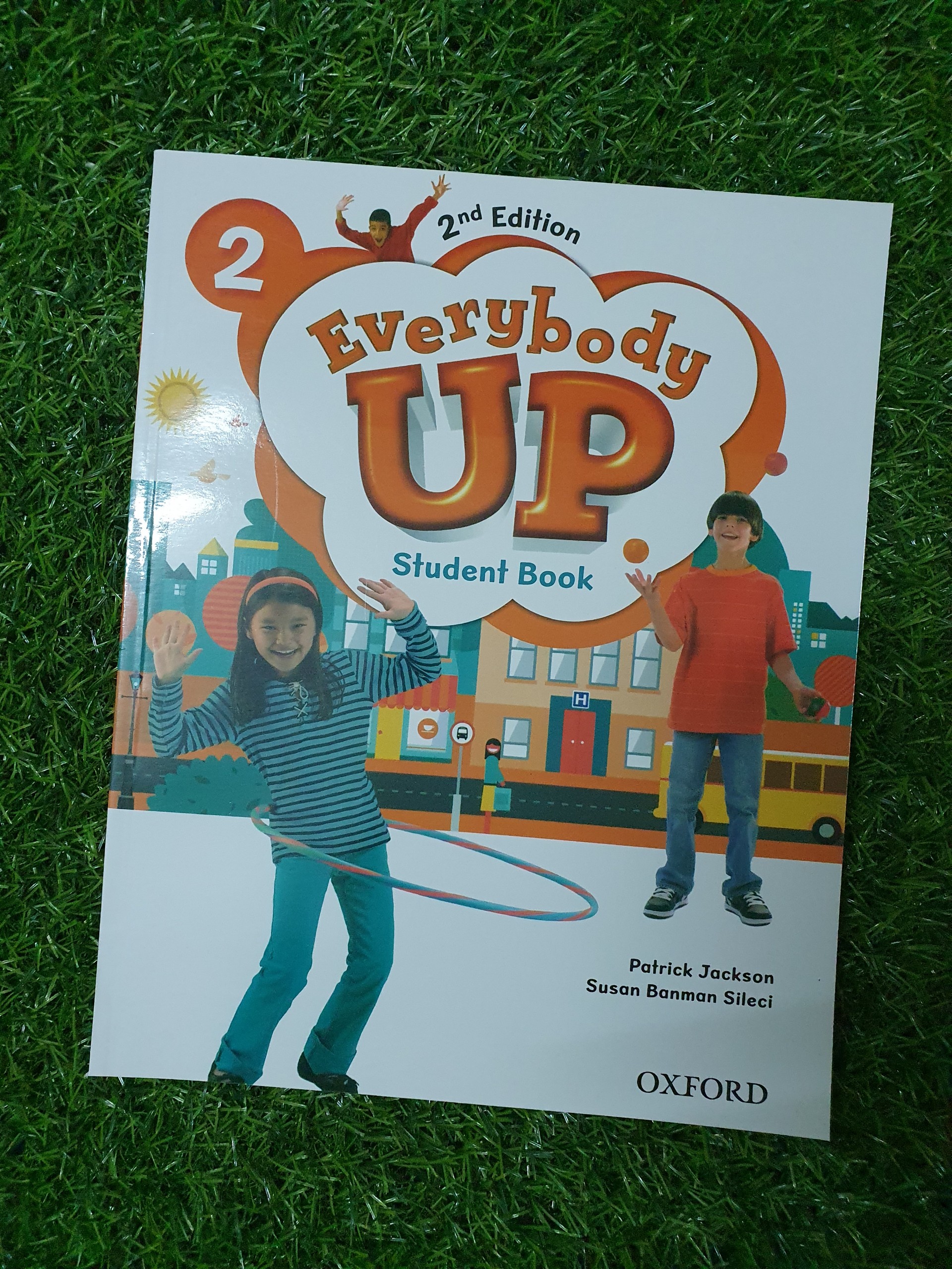 Sách Everybody Up 2 - 2nd Edition (sách học + bài tập)