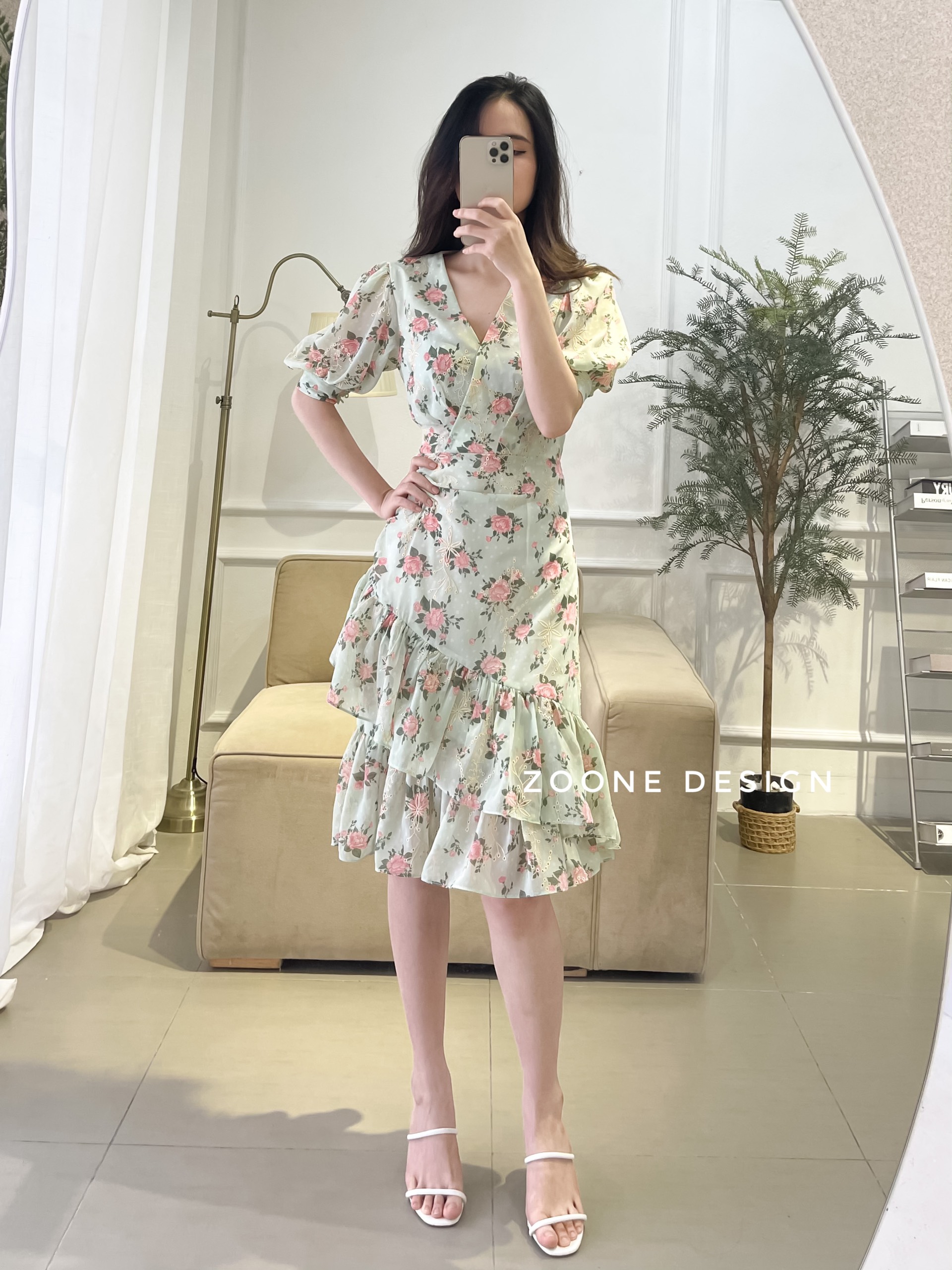 Váy Đuôi Cá Layer Lệch Cổ V Phong Cách Hàn Quốc - V21601