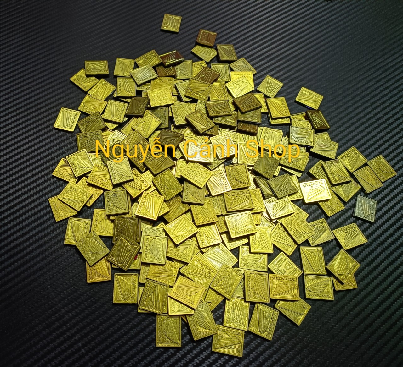 Tem honda vàng 15x20mm titan vàng