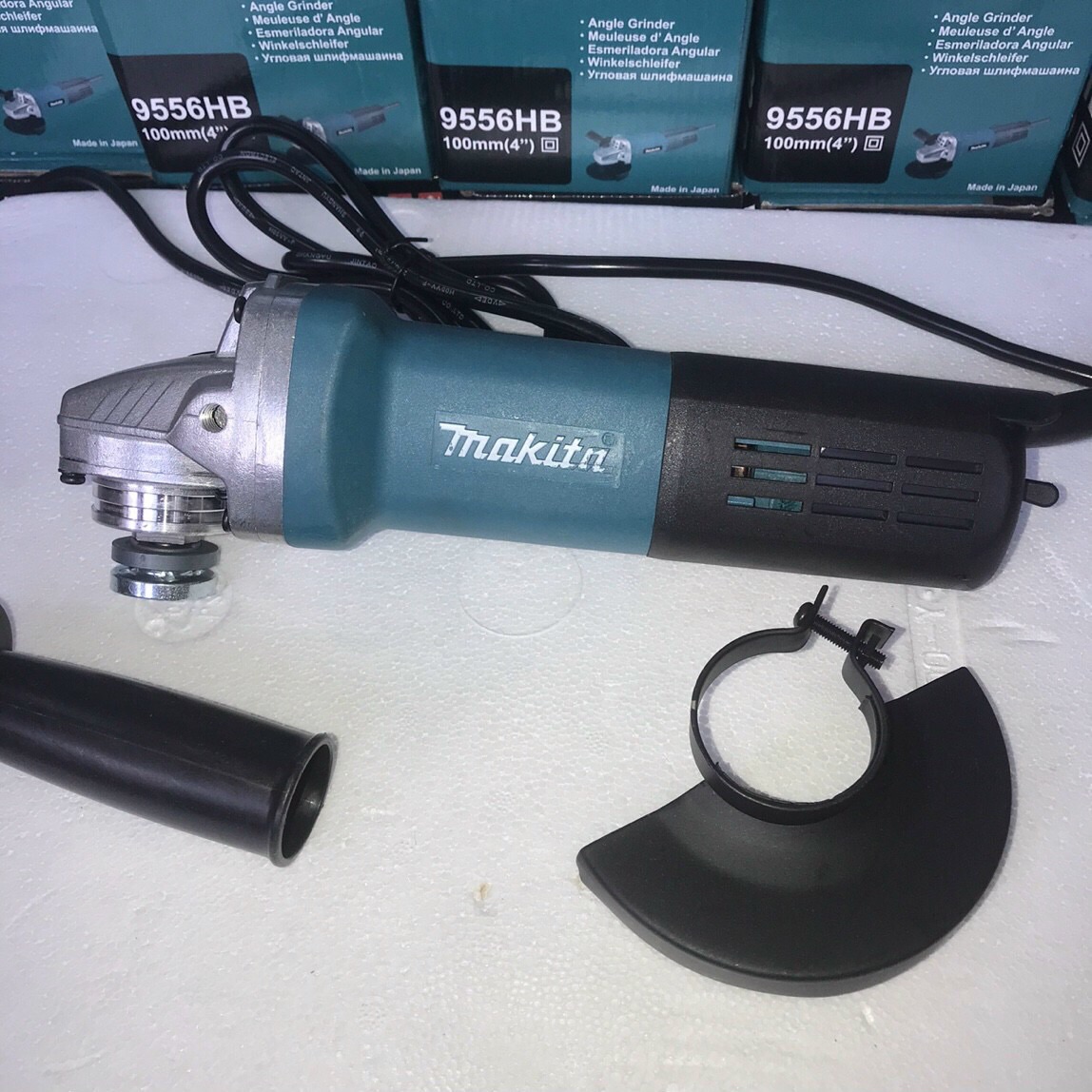 MÁY MÀI MAKITA 9556