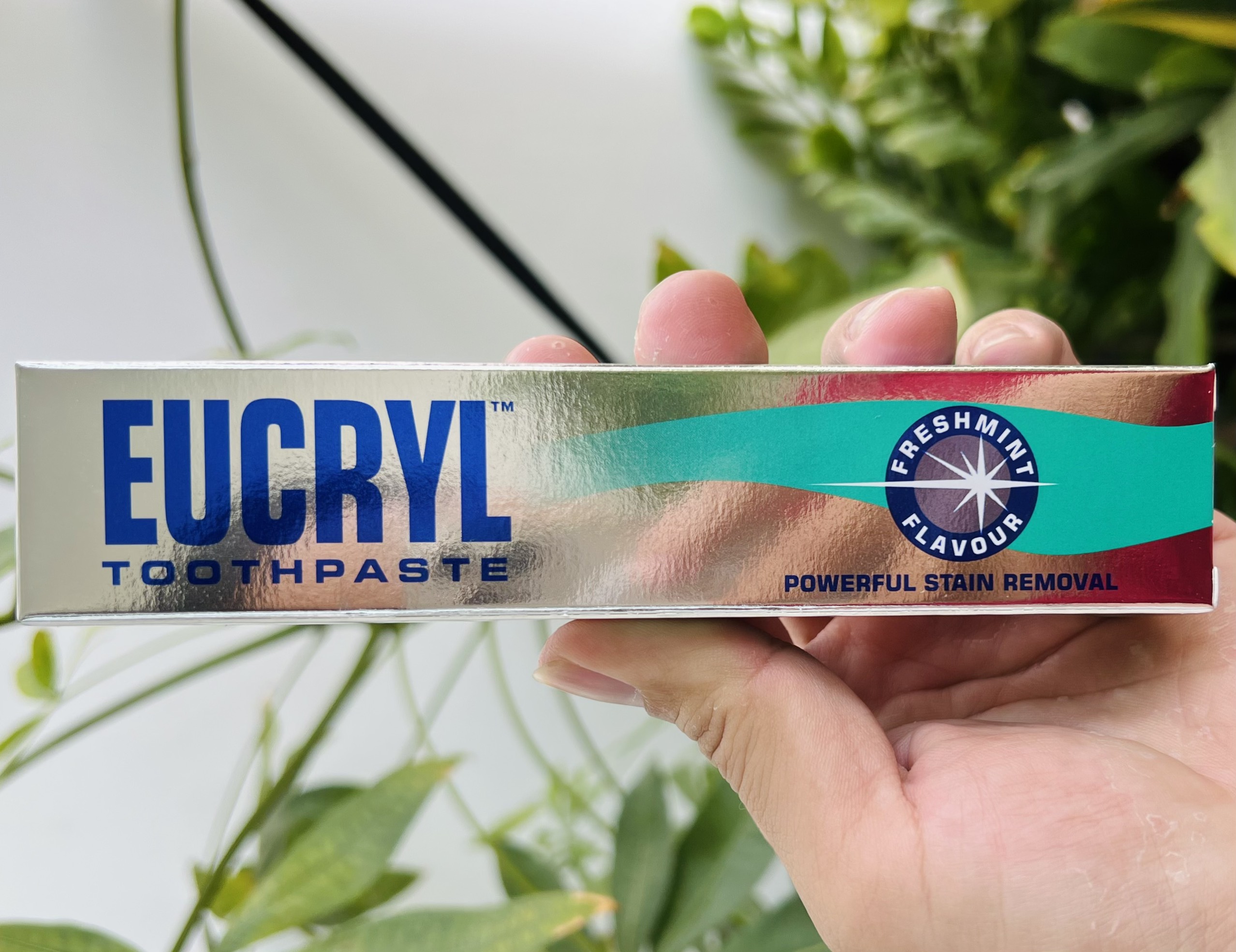 Bột tẩy trắng răng Eucryl 50g và Kem đánh trắng răng Eucryl 62g