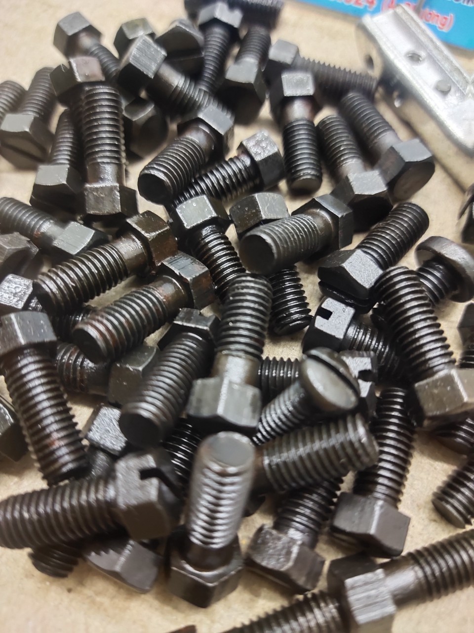 ốc cùi móc dưới vắt sỏ 4 chỉ siruba 747 cao cấp