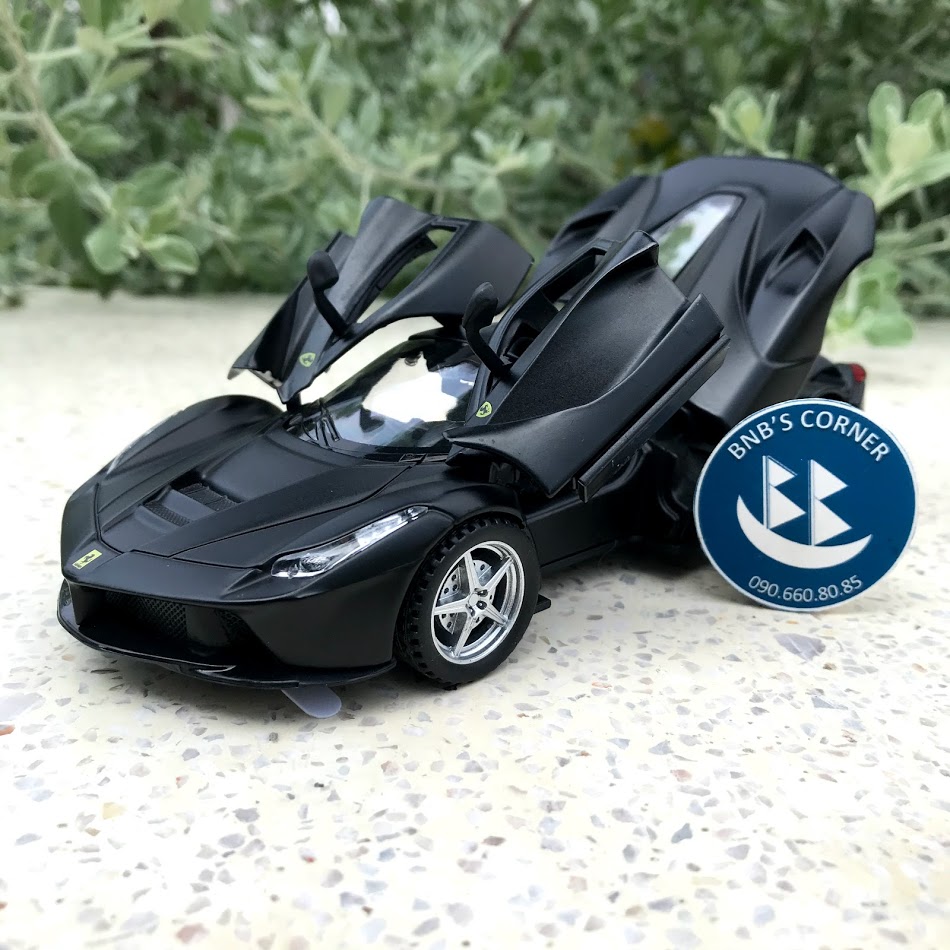 [BNB's Corner] Xe mô hình Ferrari LaFerrari màu đen mờ tỷ lệ 1:32