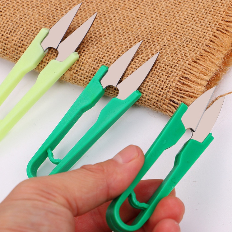 Kéo cắt chỉ mini cao cấp, siêu sắc, tiện lợi, oan toàn gia đình có nắp bảo vệ oan toàn