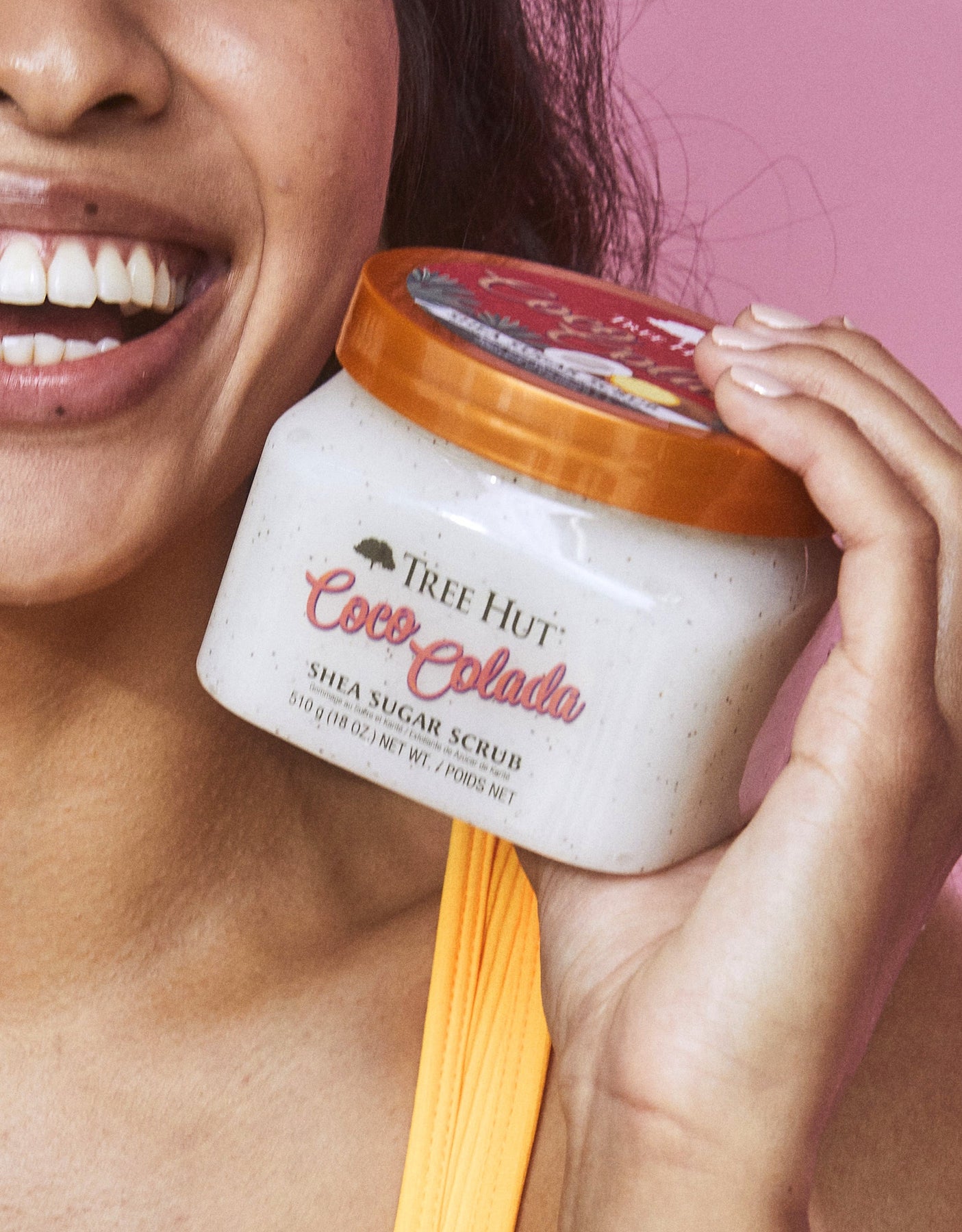 [HCM]Tẩy tế bào chết Tree Hut Shea Sugar Scrub - Coco Colacla 510g