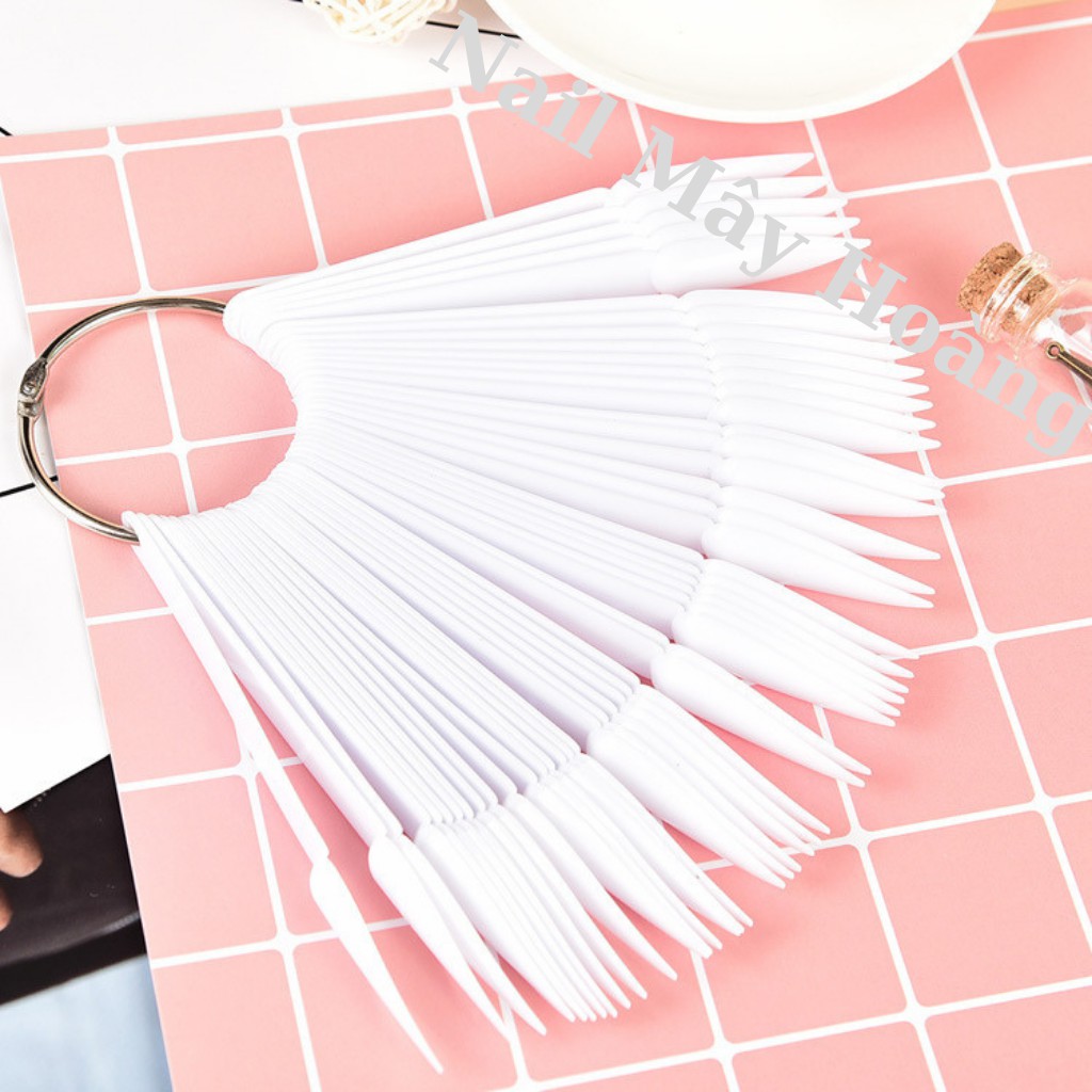 Móng que Nhọn tập vẽ,tập sơn ,làm mẫu Nails ( bịch 50 que)