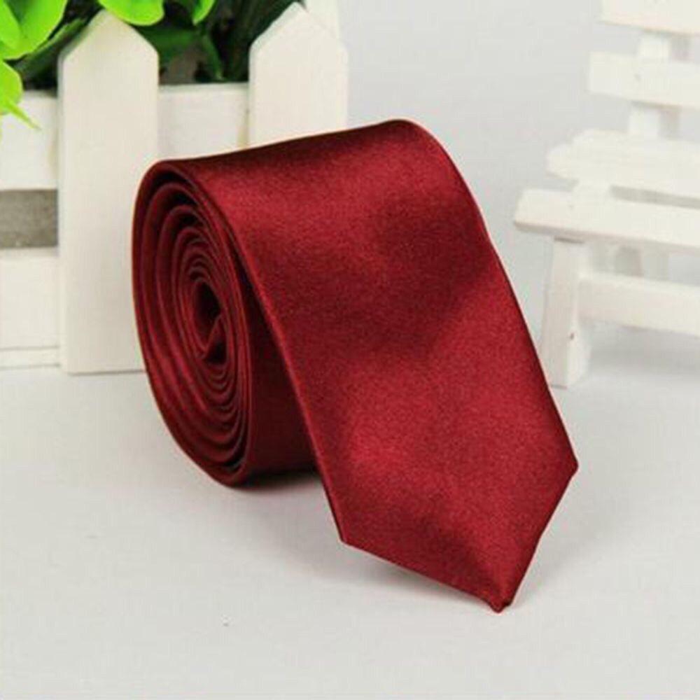 Cà vạt bản nhỏ 5cm chất liệu vải phi bóng