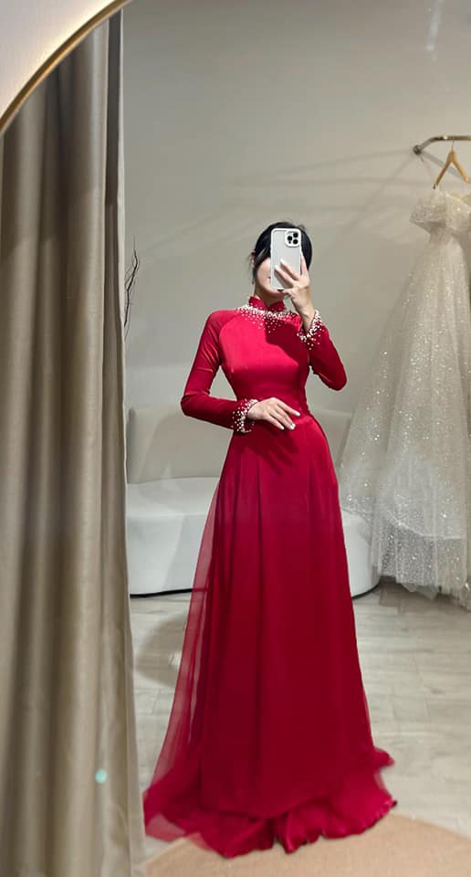Áo dài cưới đỏ tủa ngọc trai