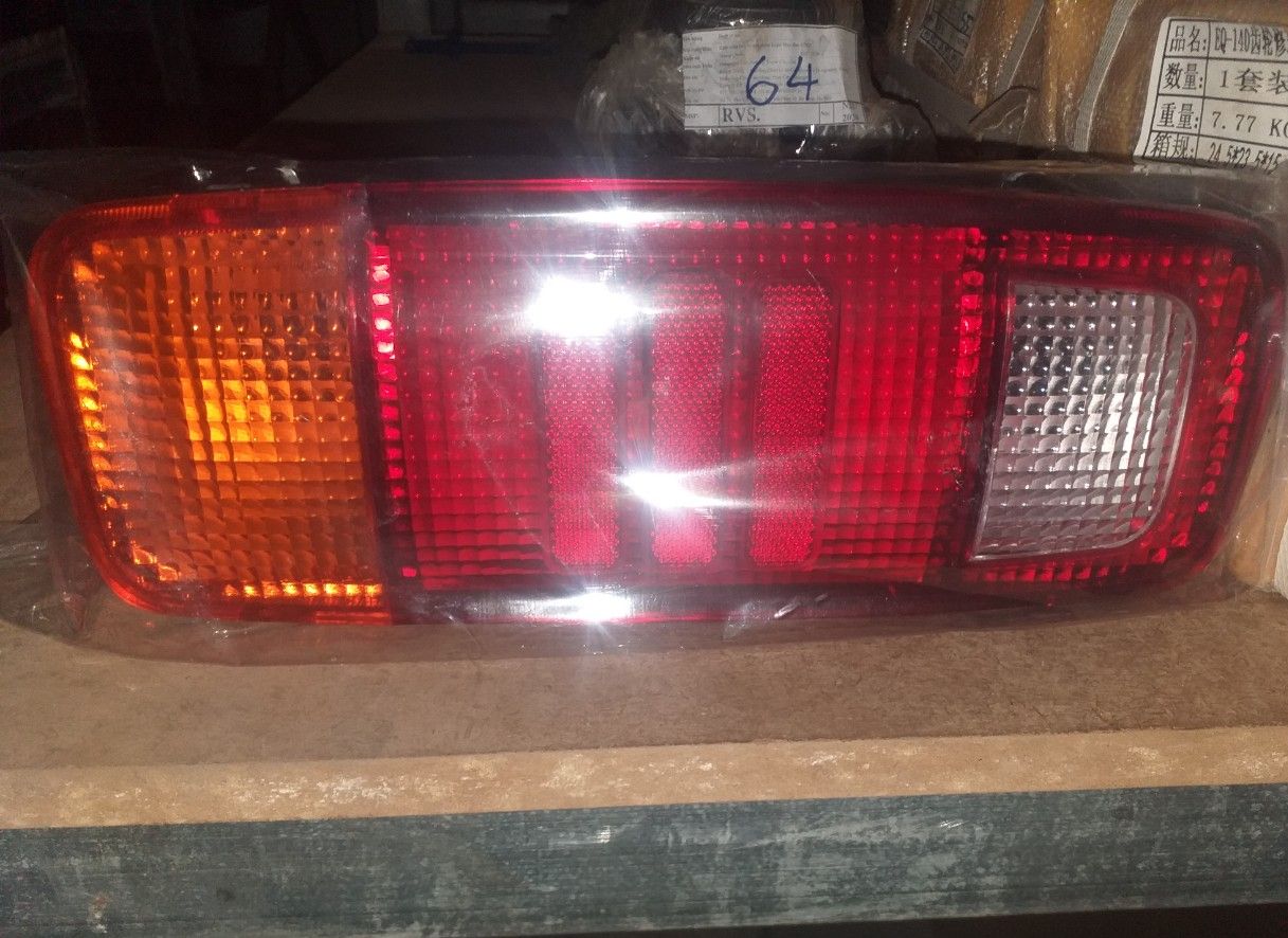 Nắp đèn hậu KIA 1.4 tấn