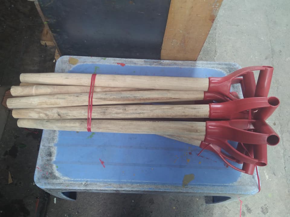Combo 2 Cây Cán  xẻng làm vườn