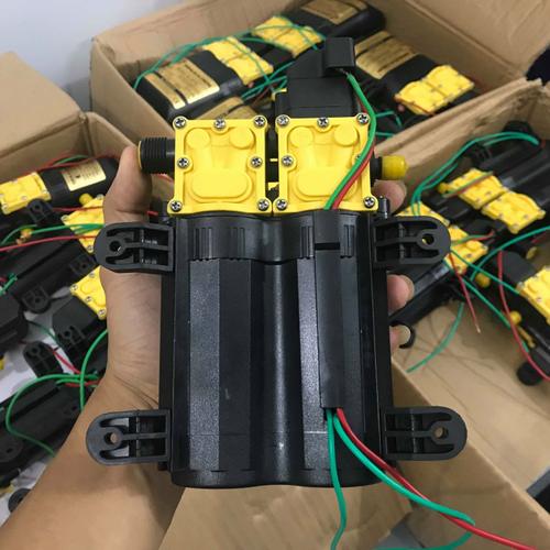 Bộ rửa xe 12v - máy rửa xe 12v mini