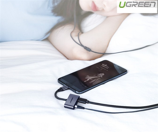 Cáp chuyển USB Type-C to 3,5mm hỗ trợ cổng sạc USB-C Ugreen 50596