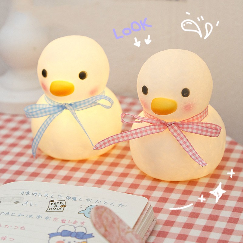 Đèn Ngủ Mini Không Dây Hình Con Vịt Đeo Nơ Siêu Dễ Thương