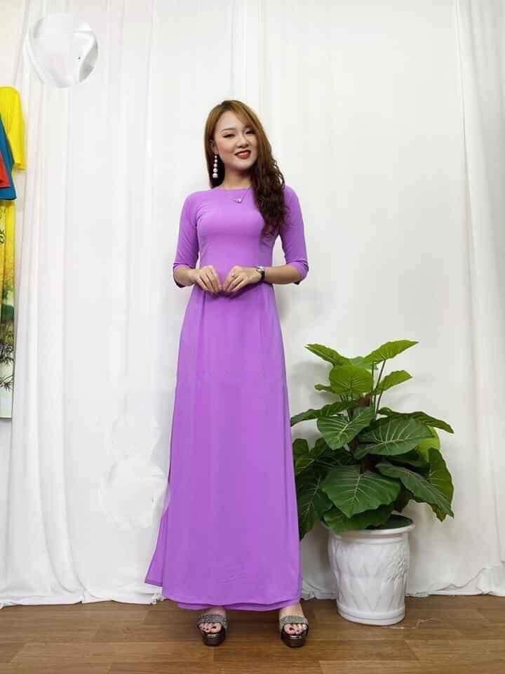 Áo dài trơn lụa nhật  một màu  cổ tròn tôn dáng