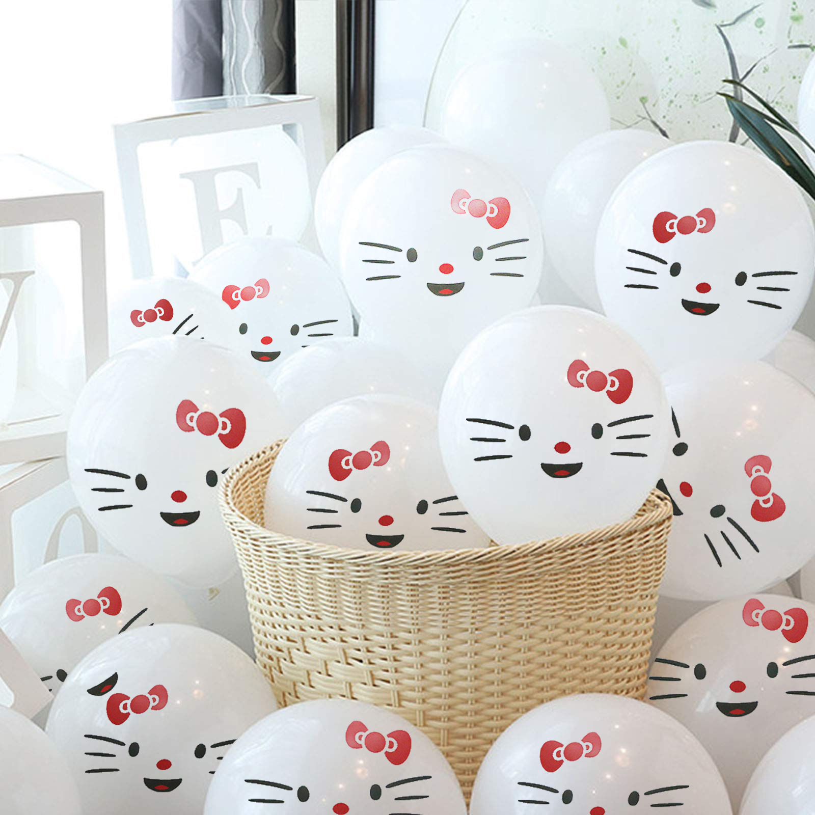 [HCM]50 bóng trái tim in hình mèo Kitty trang trí - Diệp Linh