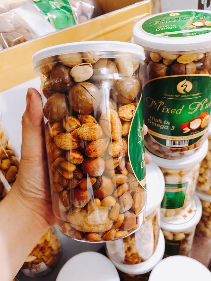 [HCM]Mix Nuts 6 loại hạt (Óc chó hạnh nhân Thông Mỹ macca Hồ Đào hạt dẻ cười)-Hộp 500gr
