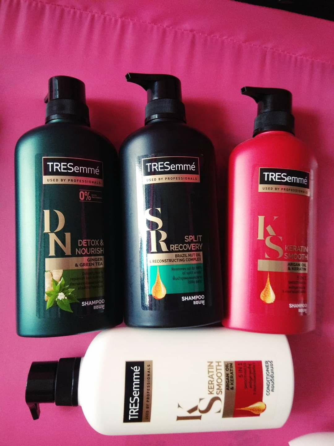 Dầu gội Tresemme Thái Lan 450ml màu đỏ Keratin Smooth