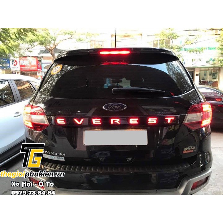 Ford everest 2017-2021 - led trang trí tay mở cốp sau cao cấp