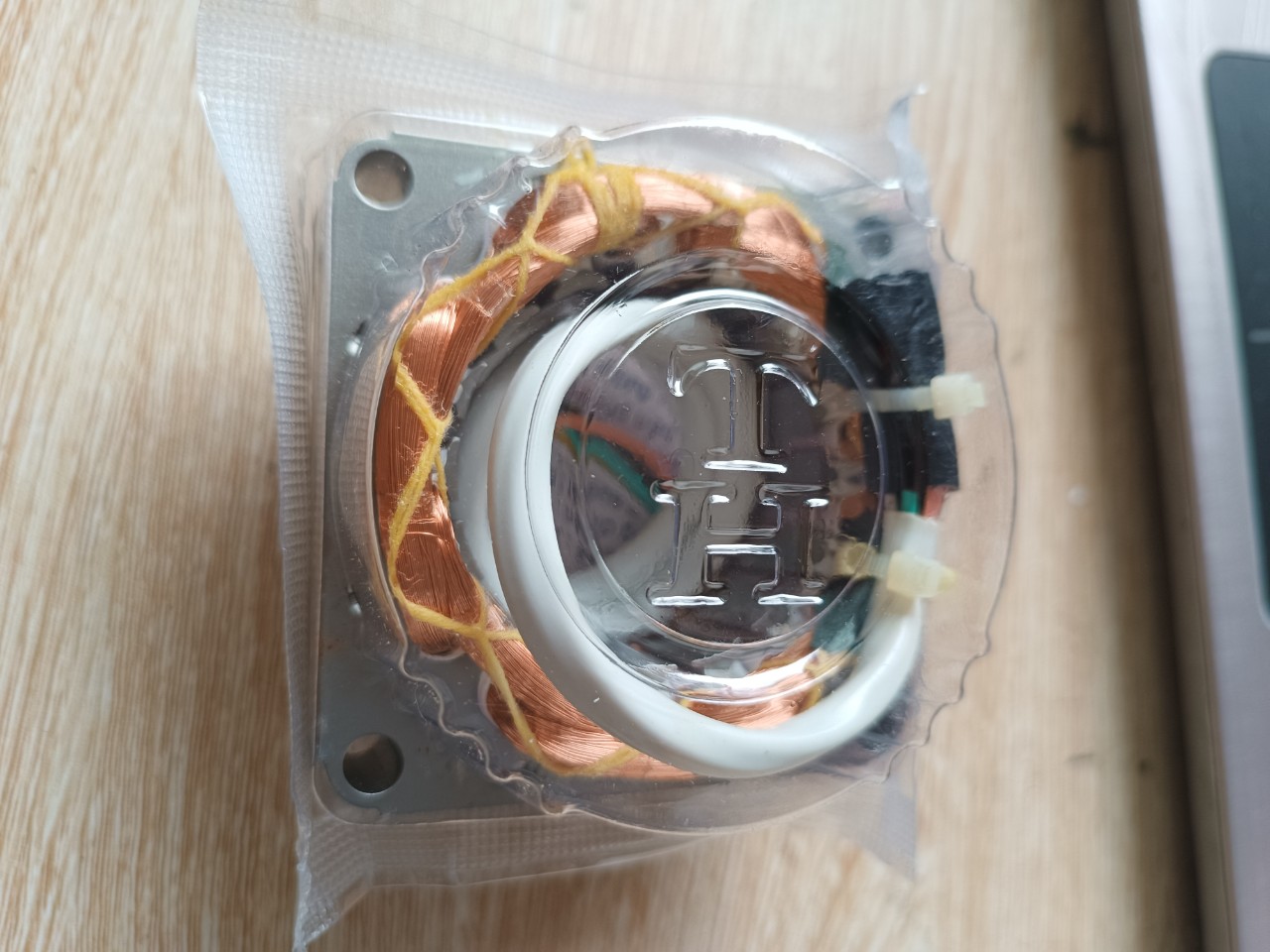 Stator quạt điện 46 dây đồng Hữu Thành