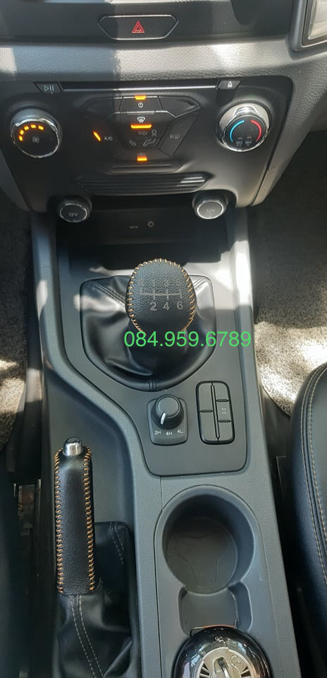 Bọc cần số ô tô mazda BT50 số sàn 2014 - 2020