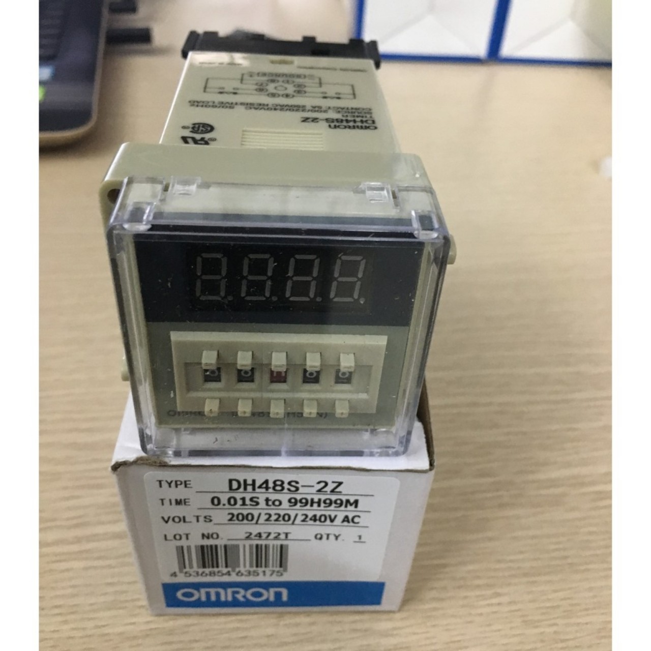 Rơle thời gian ( công tắc hẹn giờ) Omron DH48S-2Z 220v