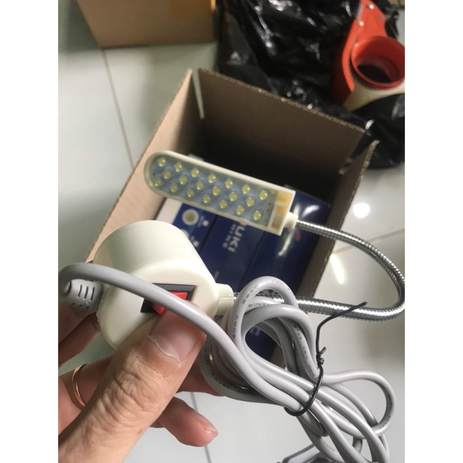 Đèn led máy may công nghiệp.