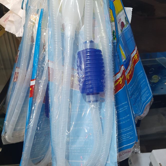 Bơm tay thay nước hồ cá, bể cá