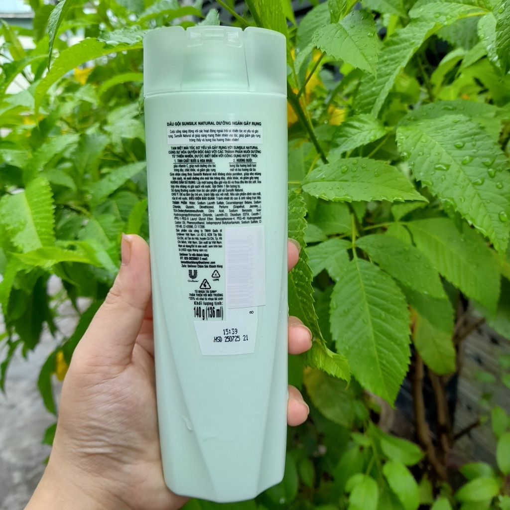 Dầu gội Sunsil cho mái tóc óng ả 140g( Hàng Khuyến Mãi)