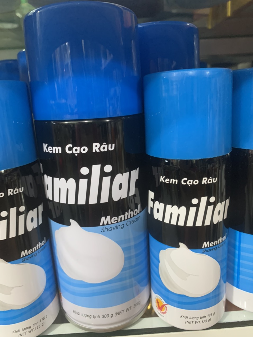 Kem cạo râu Familiar