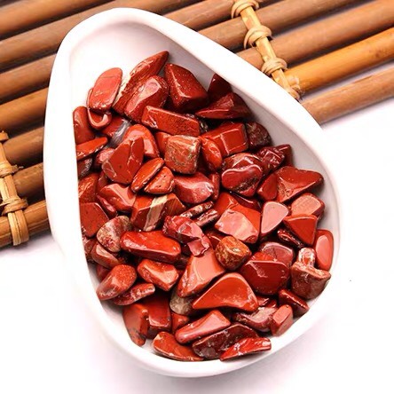 Đá phong thủy Thạch Anh Màu Đỏ (100g)