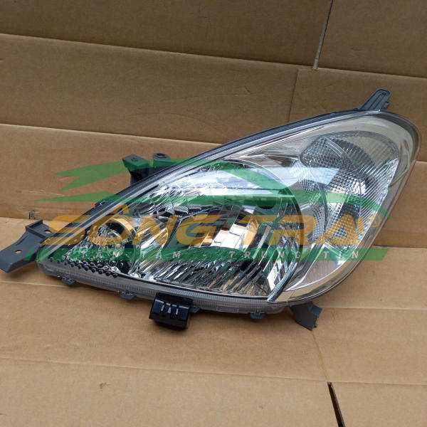 ĐÈN PHA TOYOTA INNOVA 2009-2011 BÊN PHỤ