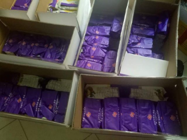 Mít sấy Tề Hùng 1kg .