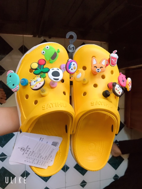 Sticker lò xo gắn dép/sục (có bán dép sục 34 mẫu tặng sticker nút được chọn)
