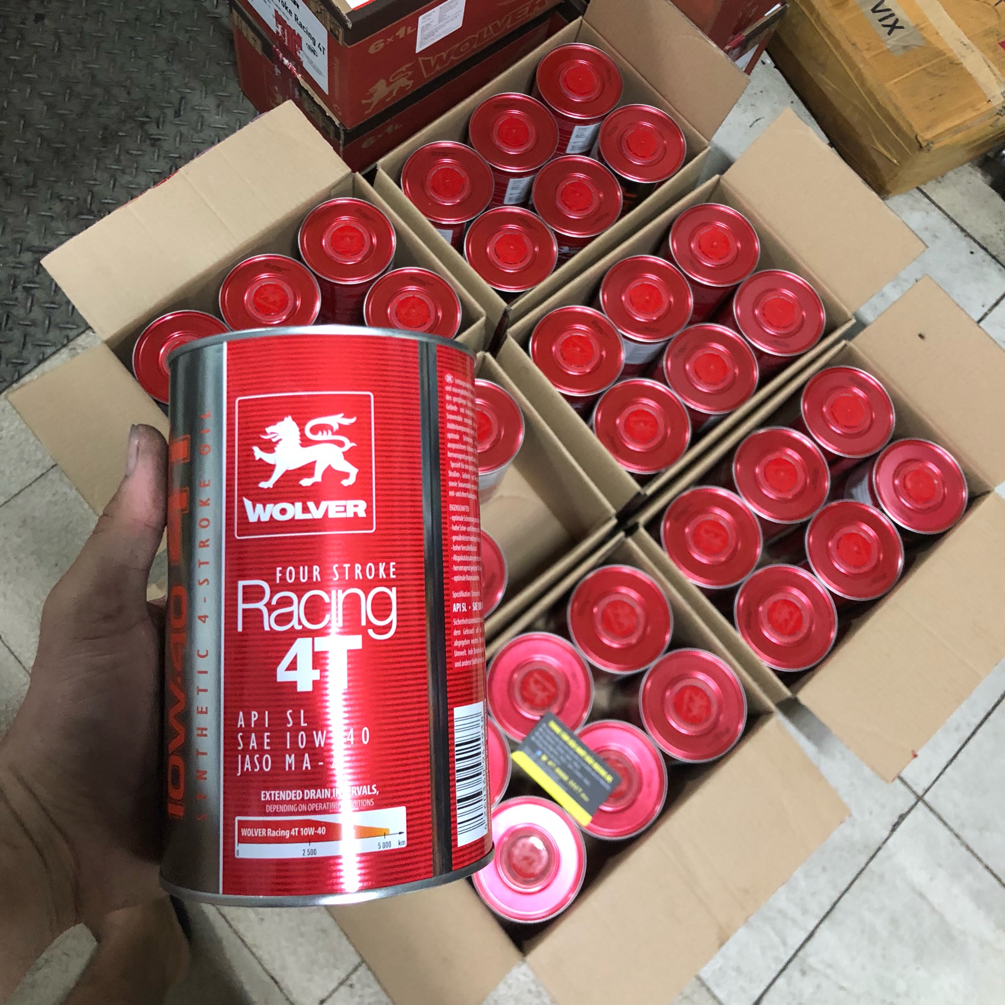 Nhớt lon WolVer Racing 10w40  chính hãng " kèm lọc nhớt " full tổng hợp