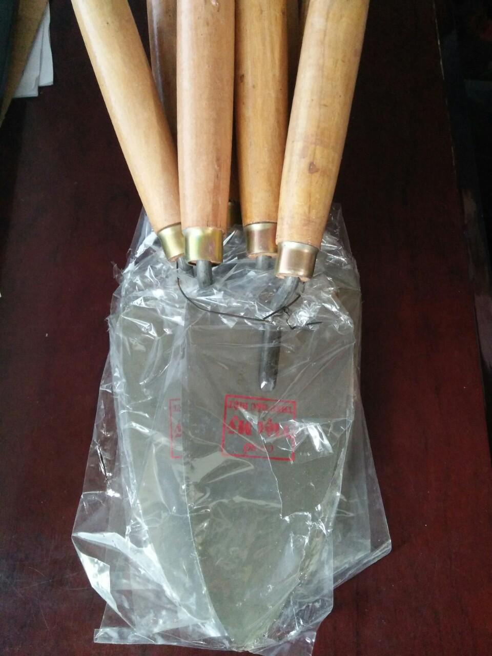 Bay làm vườn ,làm hồ