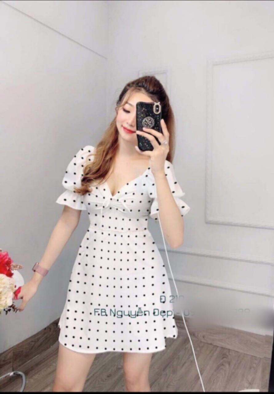Đầm bẹt vai chấm bi xinh xắn