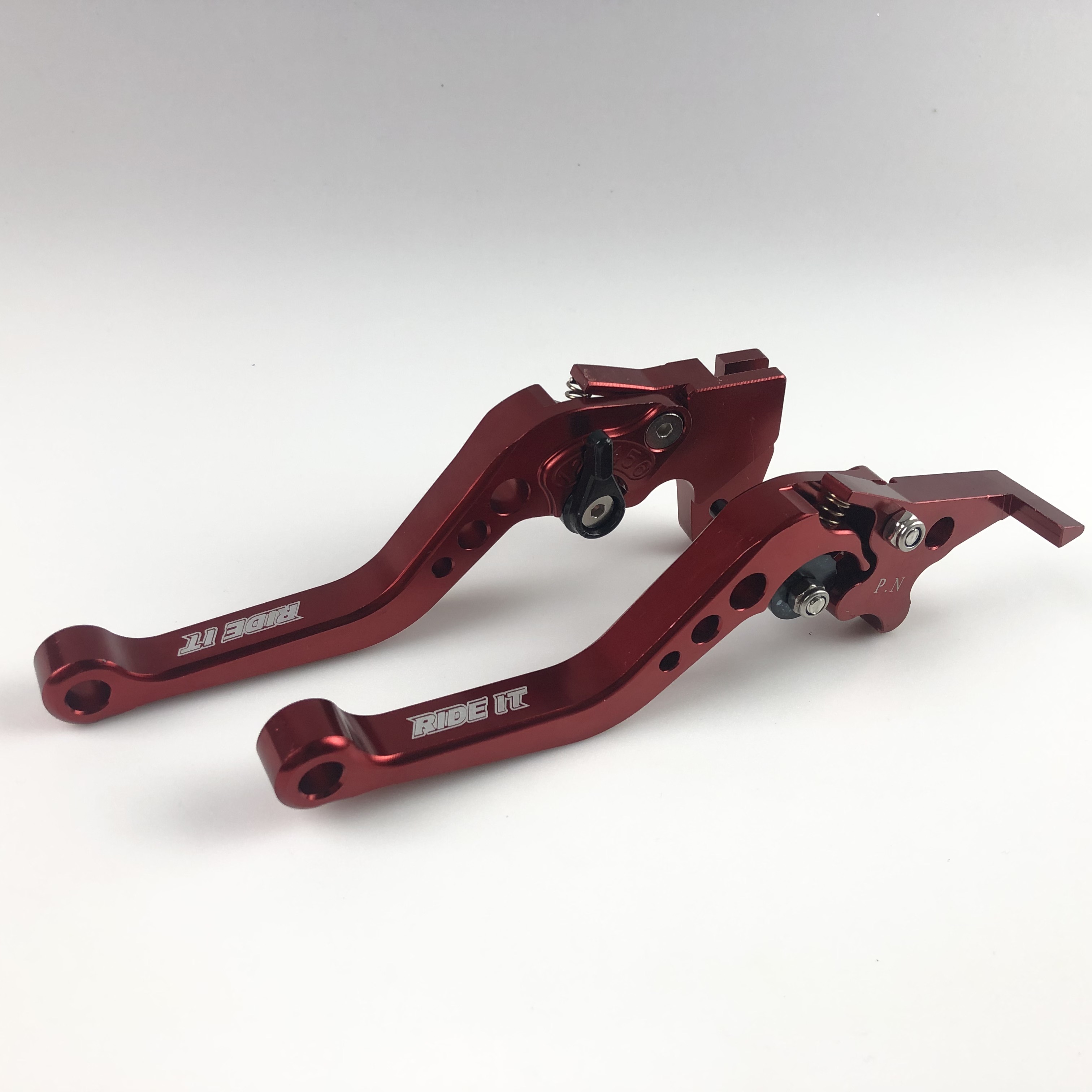 Cặp tay thắng (tay phanh) và tay côn 6 số các dòng xe phổ biến hiện nay, tay thắng có nhiều màu và nhiều lựa chọn dòng xe, đời xe