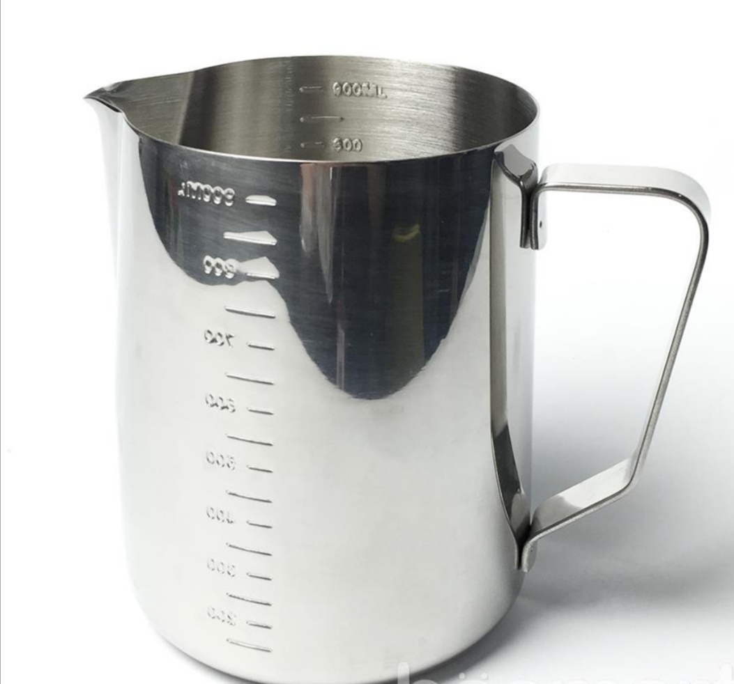 Ca đánh sữa inox có vạch chia inox