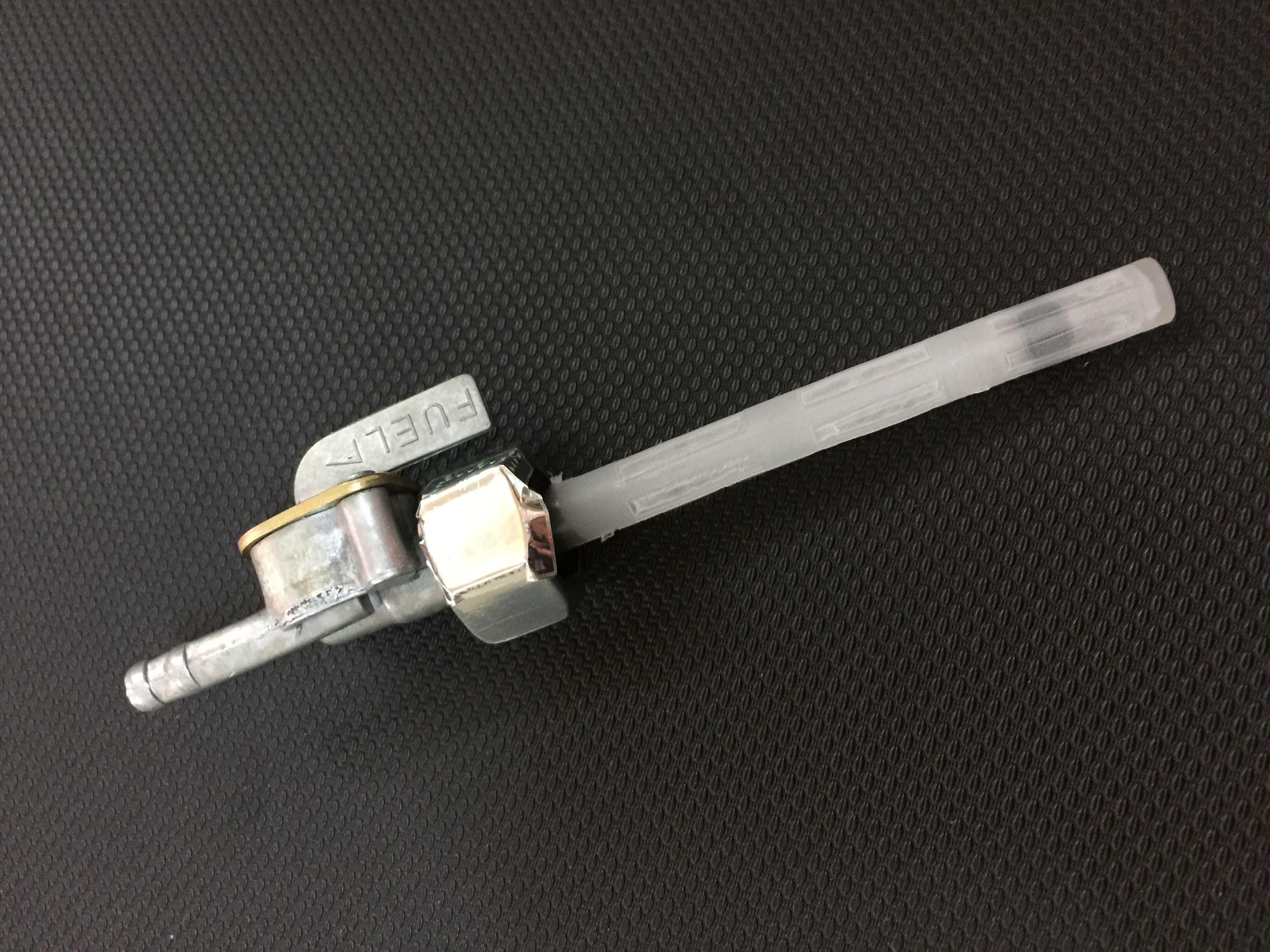 Khoá Xăng Xe Cd - 1236