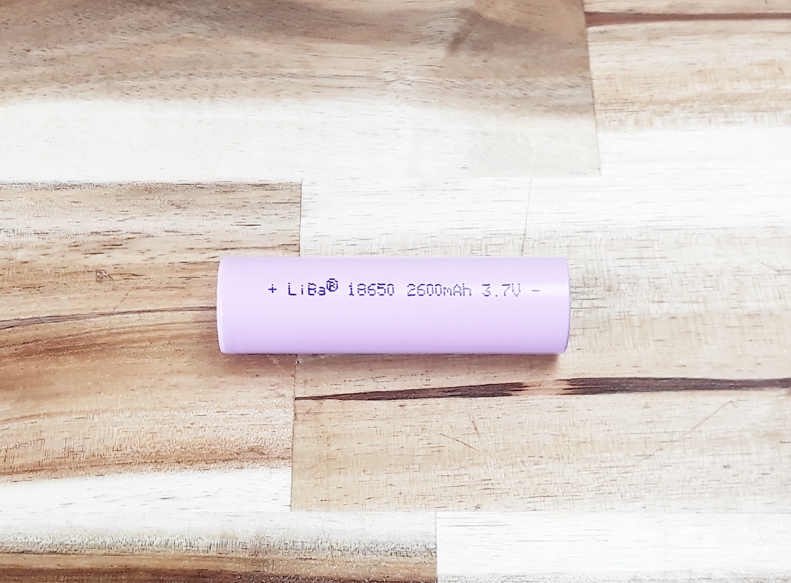 Cell Lithium Battery 3.7V 2600 mAh